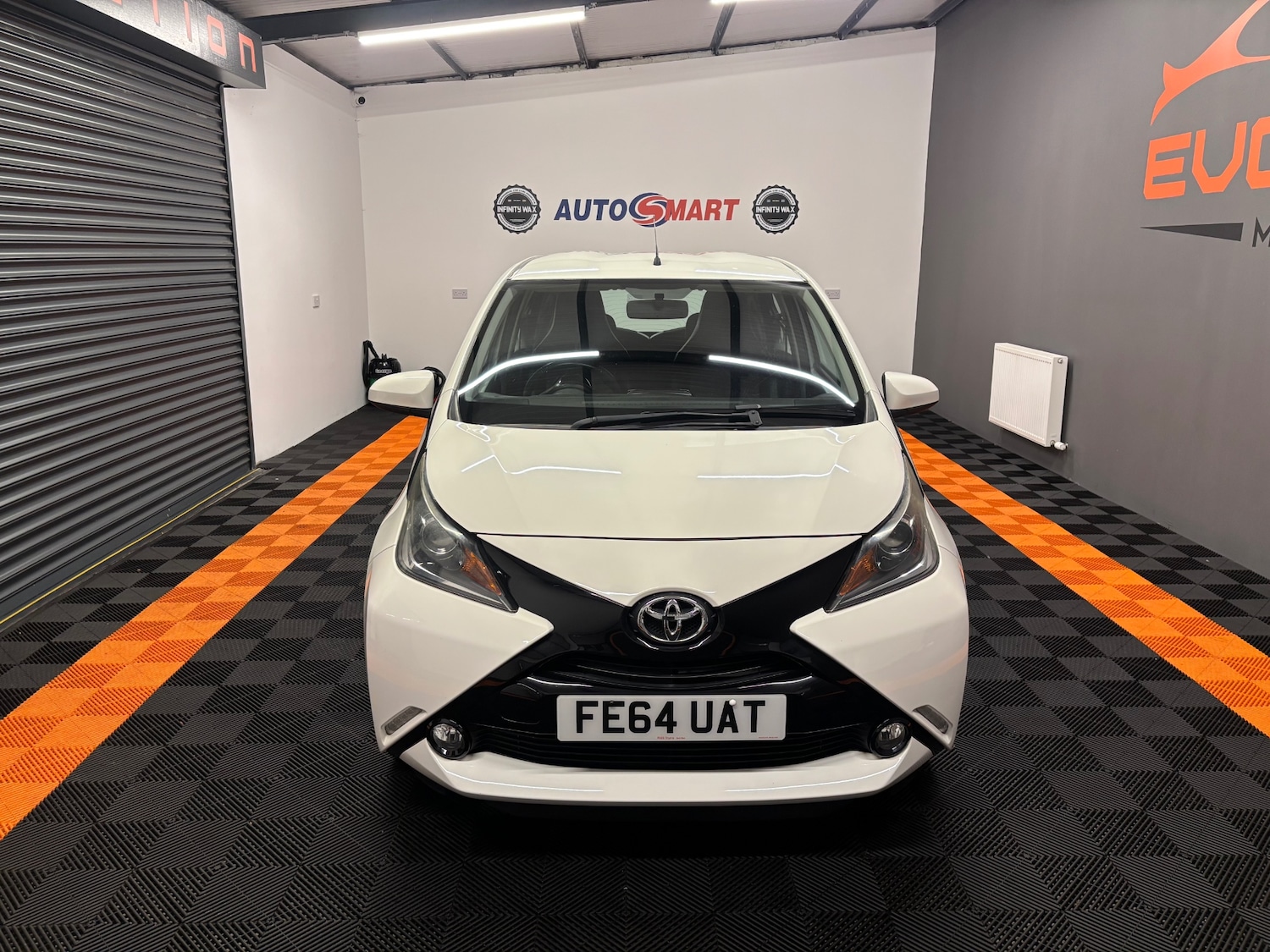 Used Toyota AYGO 2014 for sale - 76198775: Photo 10