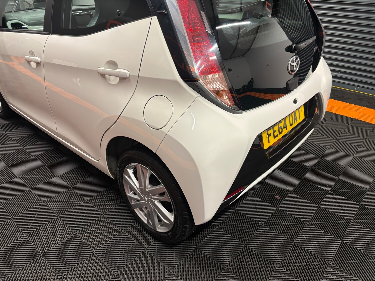 Used Toyota AYGO 2014 for sale - 76198775: Photo 30