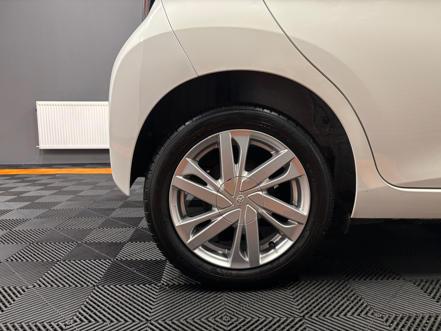 Used Toyota AYGO 2014 for sale - 76198775: Photo 35