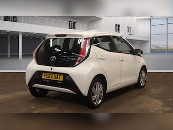 Used Toyota AYGO 2014 for sale - 76198775: Photo 3