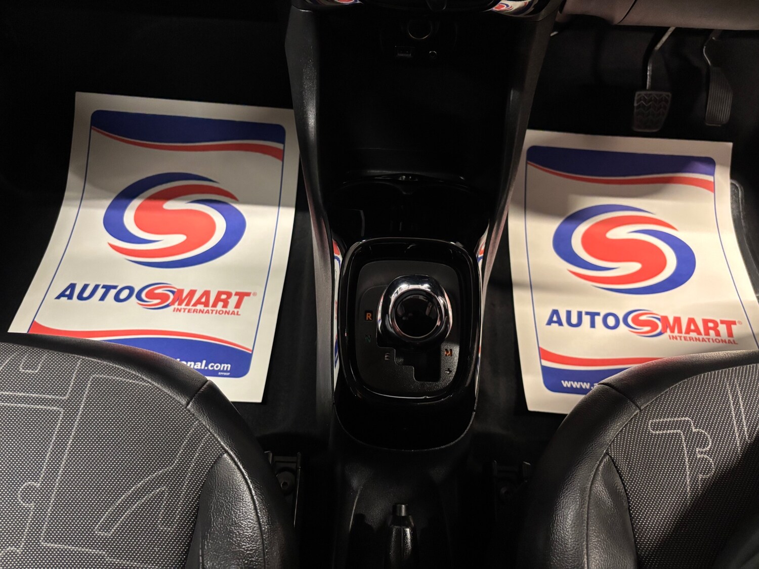 Used Toyota AYGO 2014 for sale - 76198775: Photo 49