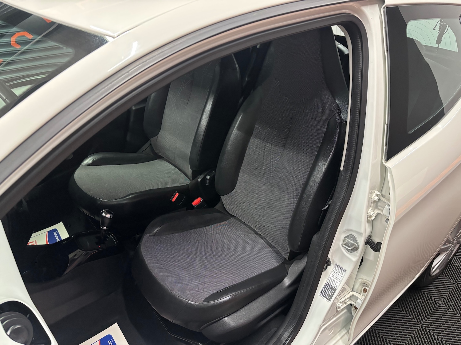 Used Toyota AYGO 2014 for sale - 76198775: Photo 72