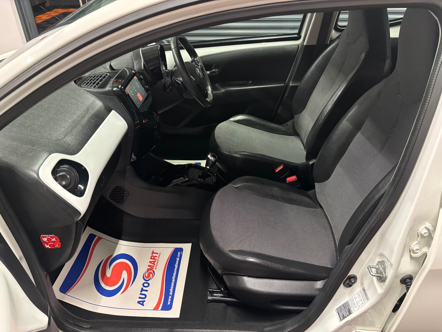 Used Toyota AYGO 2014 for sale - 76198775: Photo 73