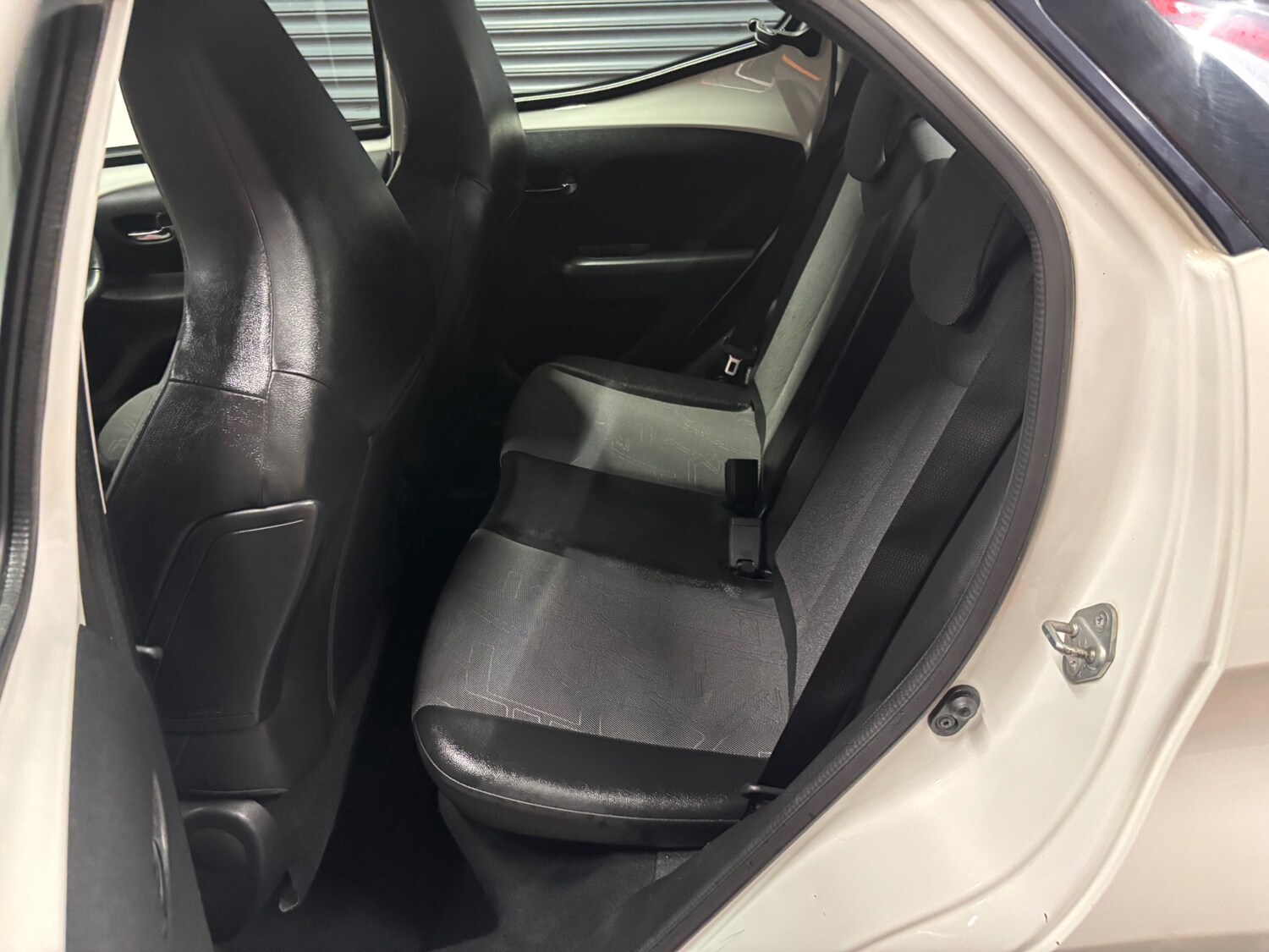 Used Toyota AYGO 2014 for sale - 76198775: Photo 75