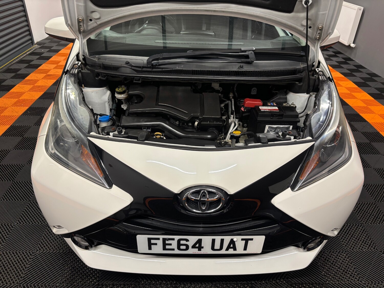 Used Toyota AYGO 2014 for sale - 76198775: Photo 81