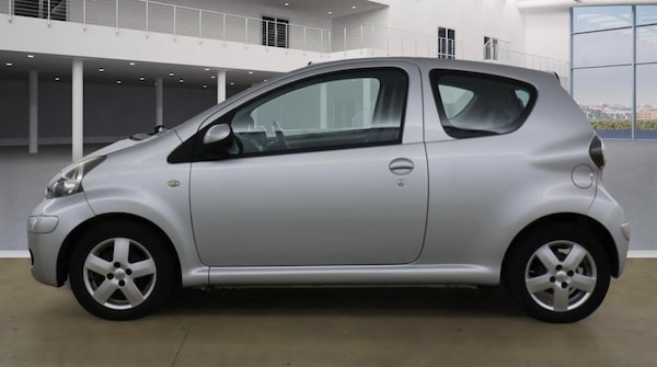 Used Toyota AYGO 2009 for sale - 76268193: Photo 5