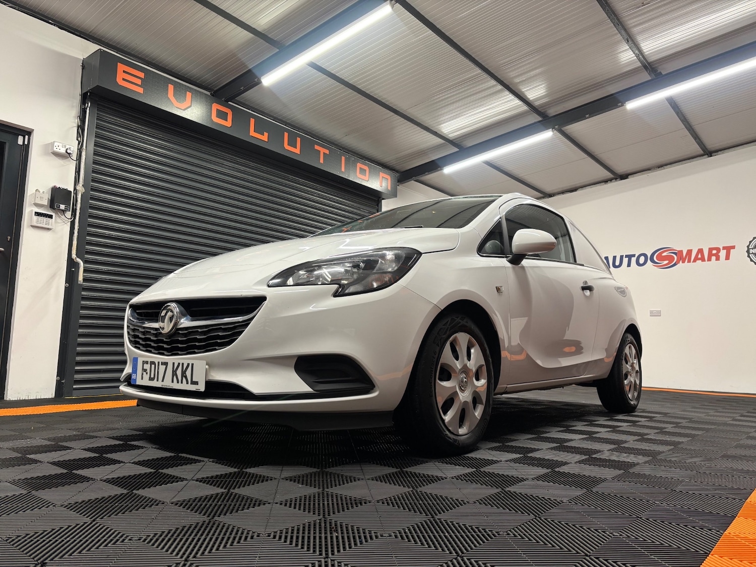 Used Vauxhall Corsa 2017 for sale - 76948568: Photo 10