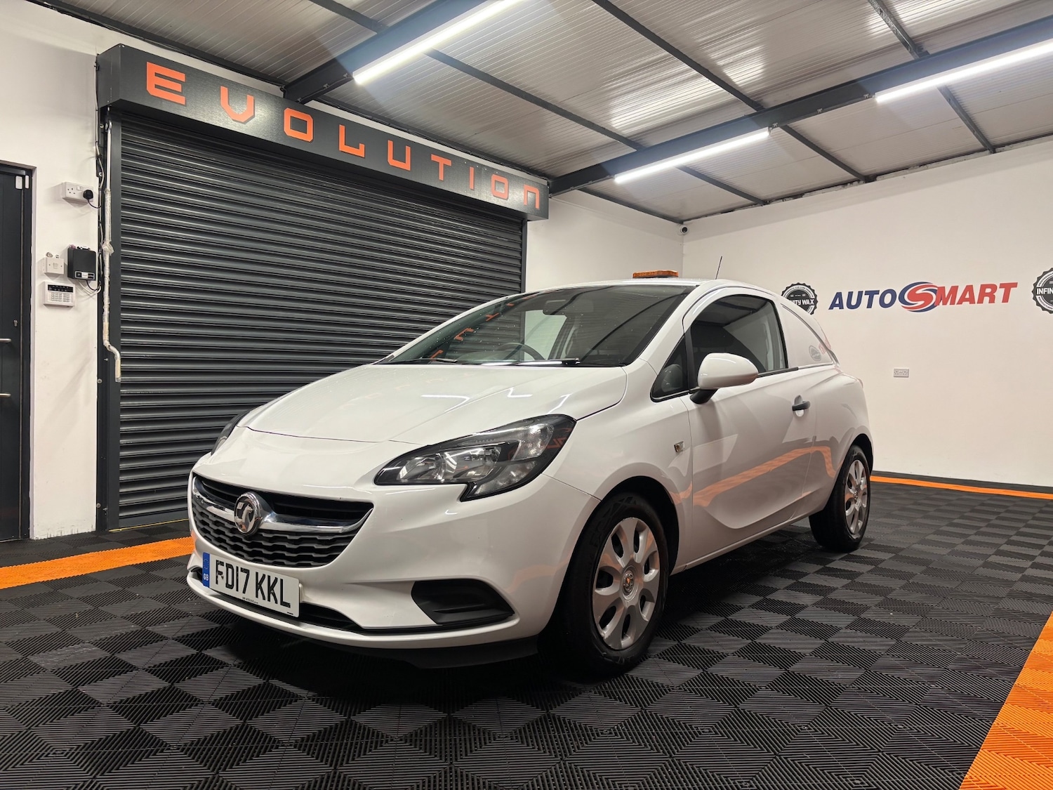 Used Vauxhall Corsa 2017 for sale - 76948568: Photo 11