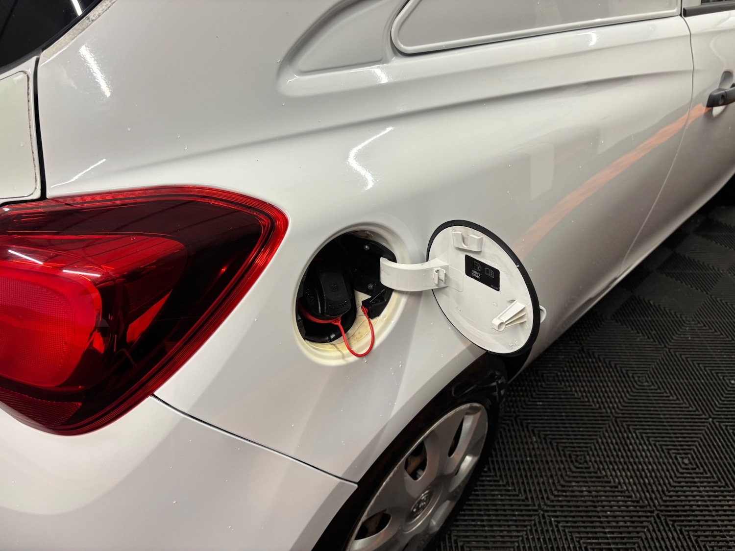 Used Vauxhall Corsa 2017 for sale - 76948568: Photo 19