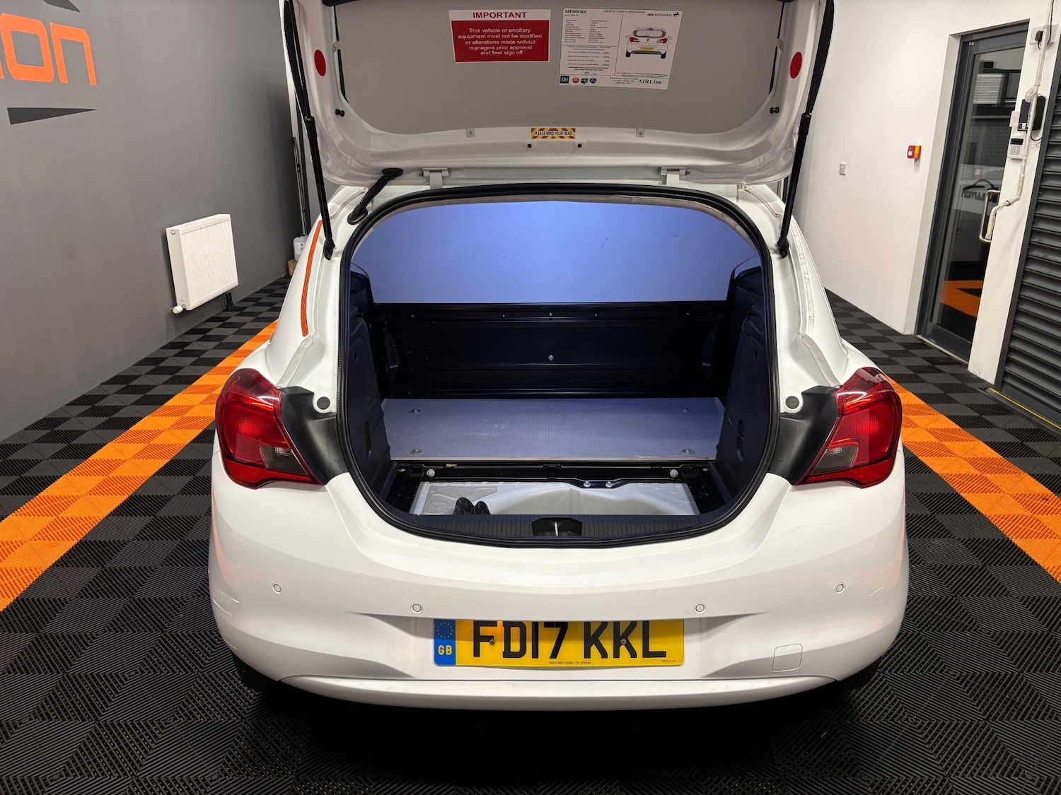 Used Vauxhall Corsa 2017 for sale - 76948568: Photo 25