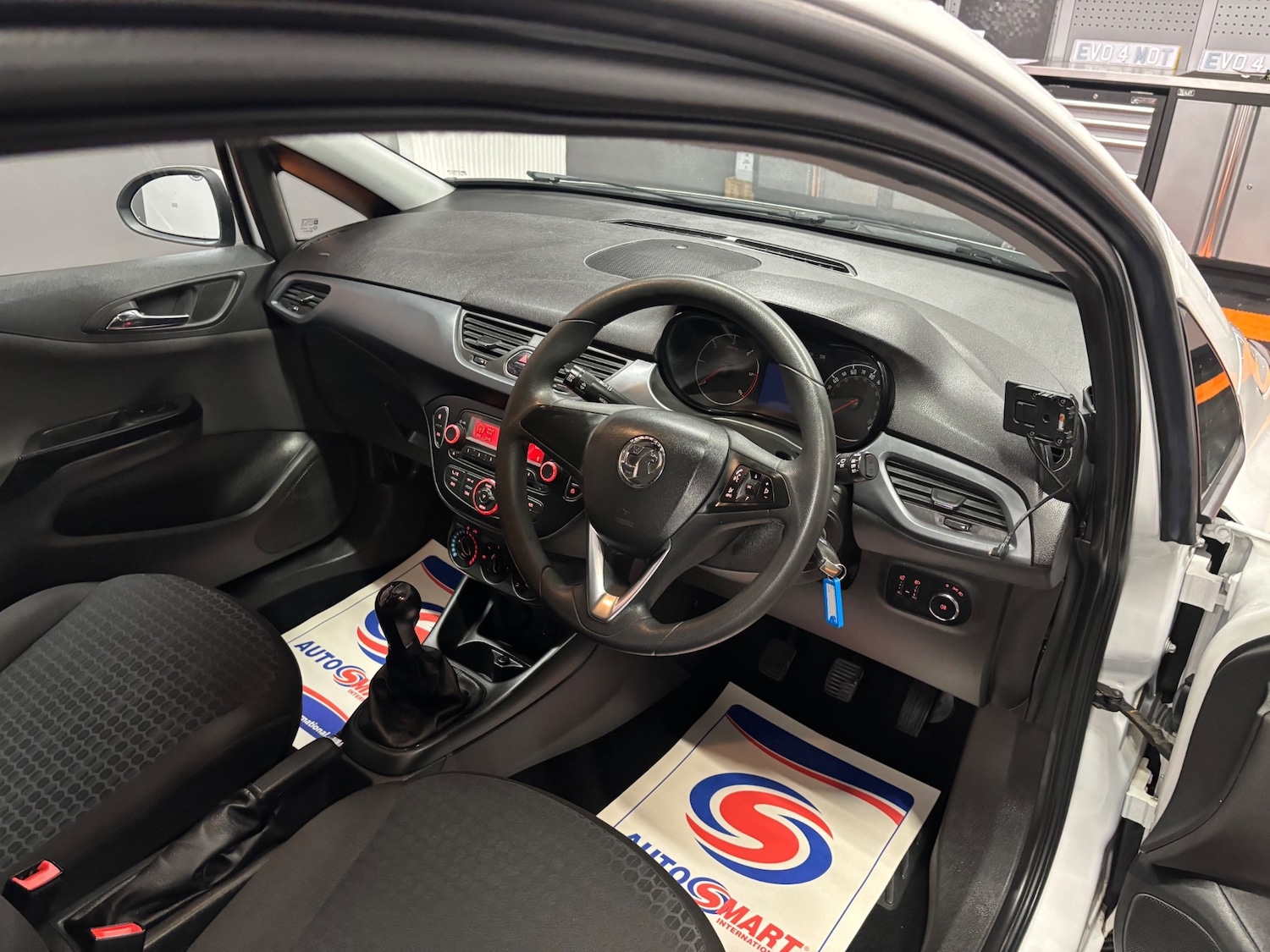 Used Vauxhall Corsa 2017 for sale - 76948568: Photo 35