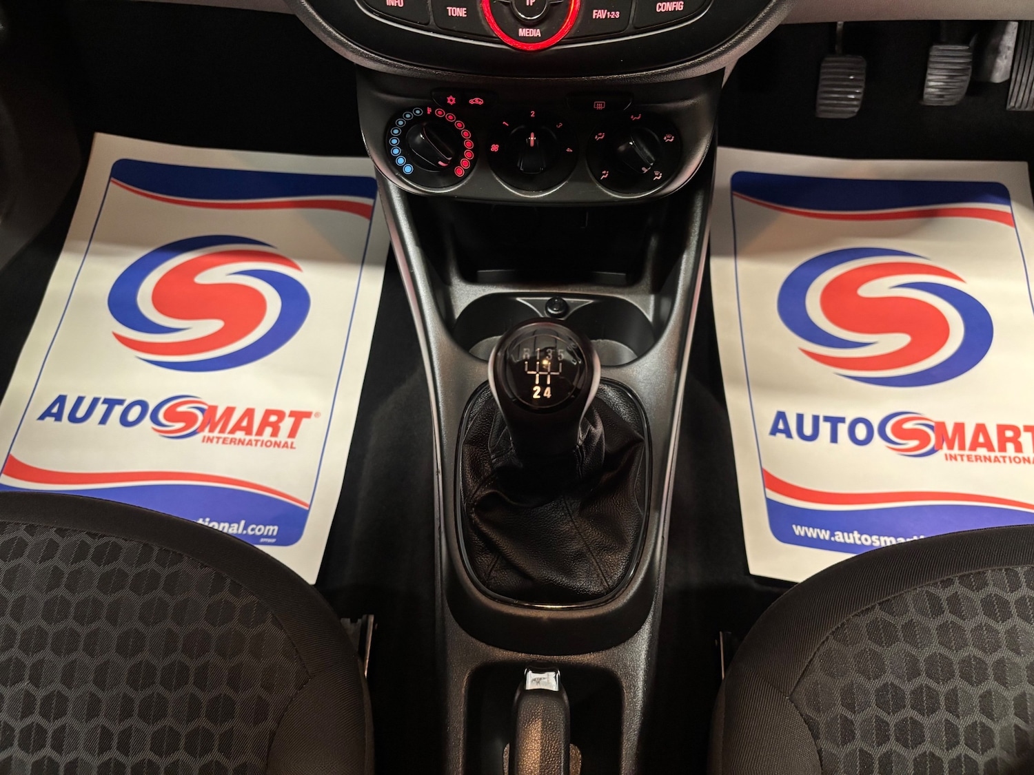 Used Vauxhall Corsa 2017 for sale - 76948568: Photo 39