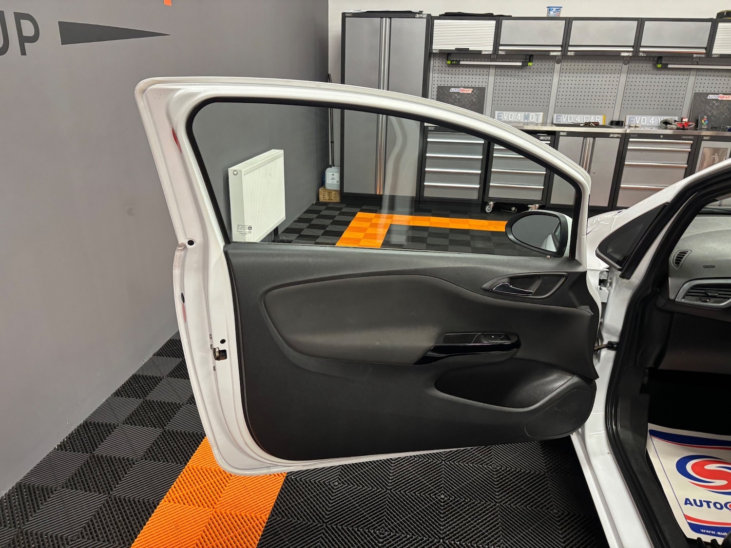 Used Vauxhall Corsa 2017 for sale - 76948568: Photo 44