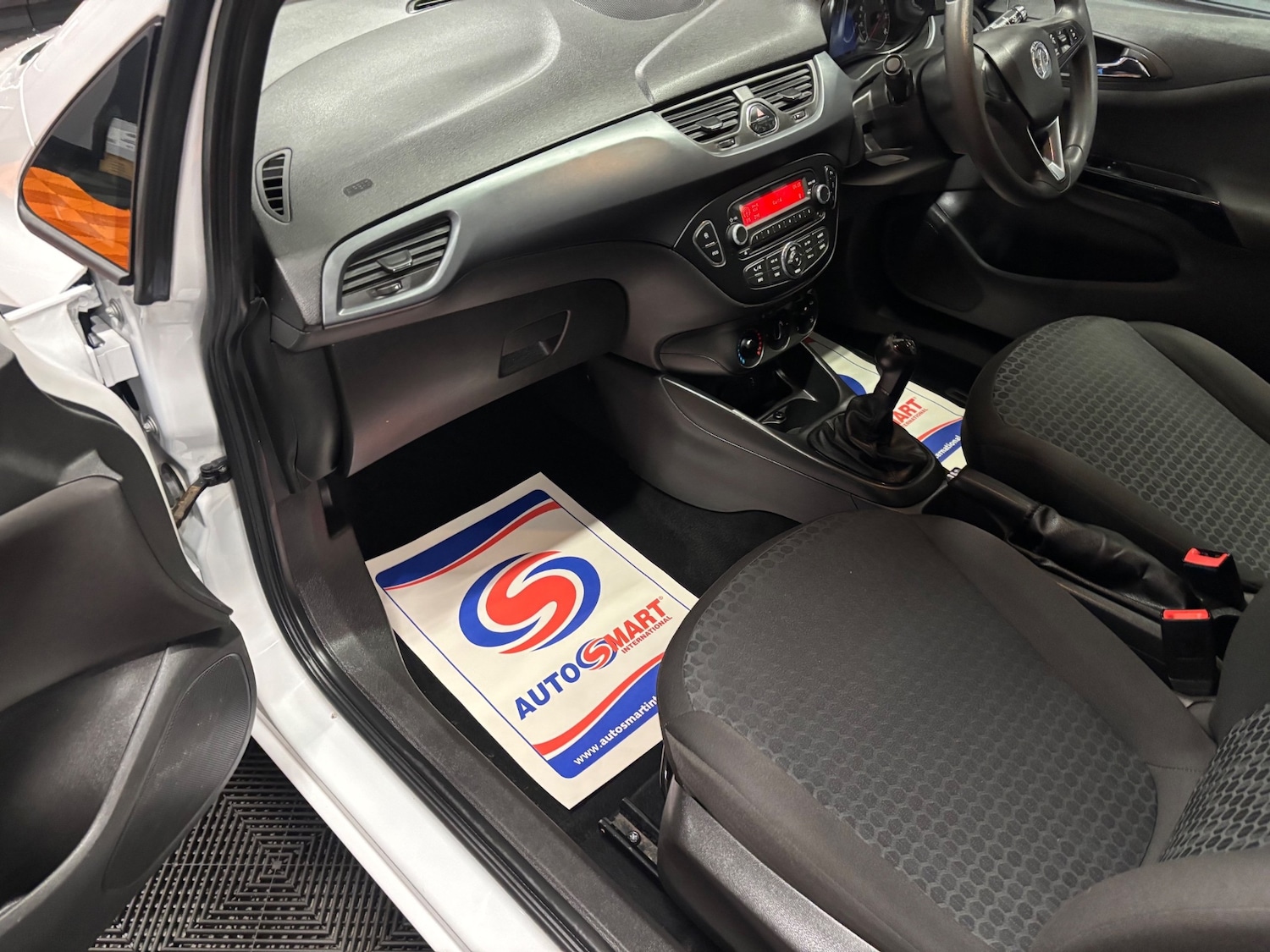 Used Vauxhall Corsa 2017 for sale - 76948568: Photo 46