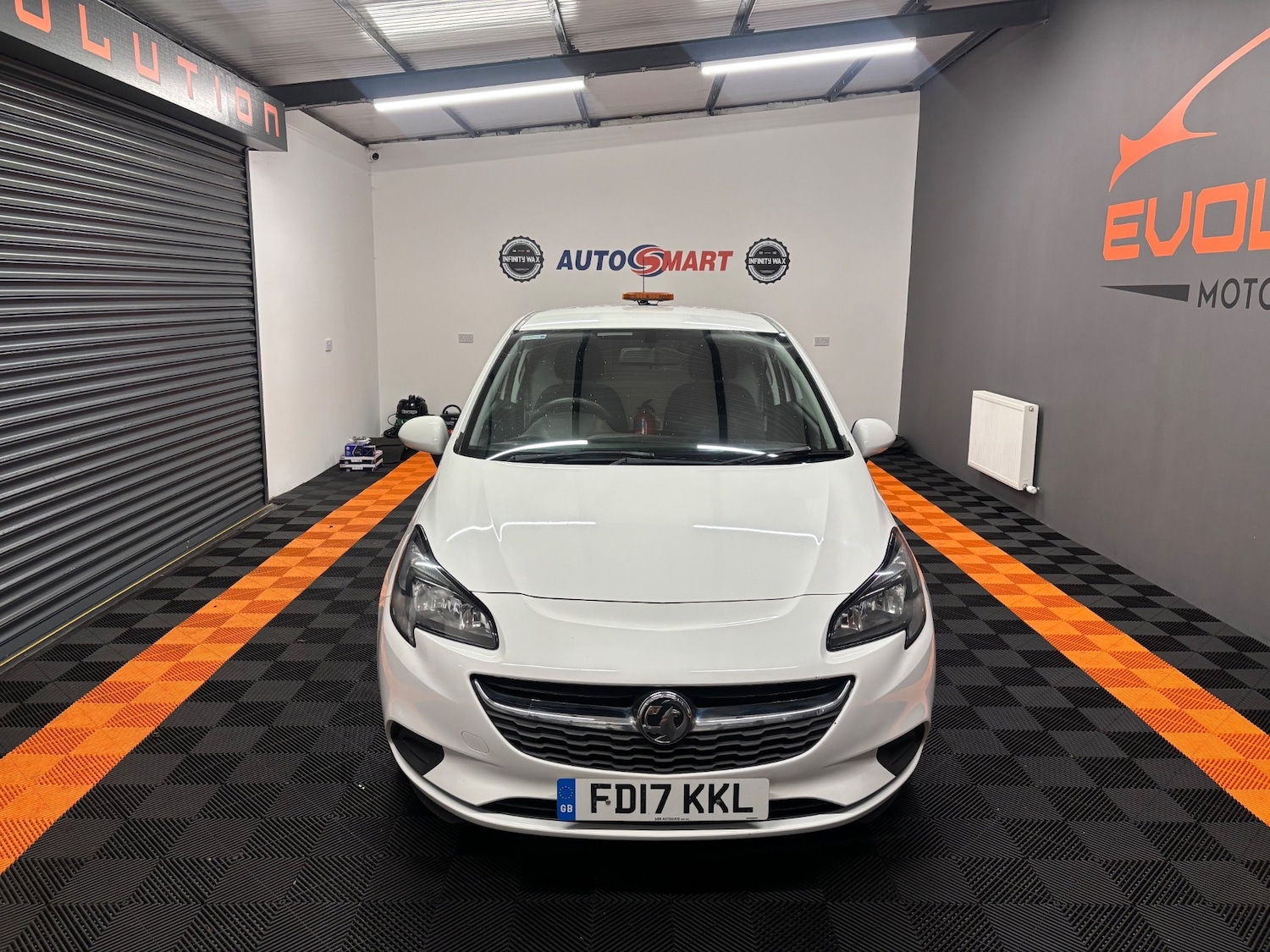 Used Vauxhall Corsa 2017 for sale - 76948568: Photo 9