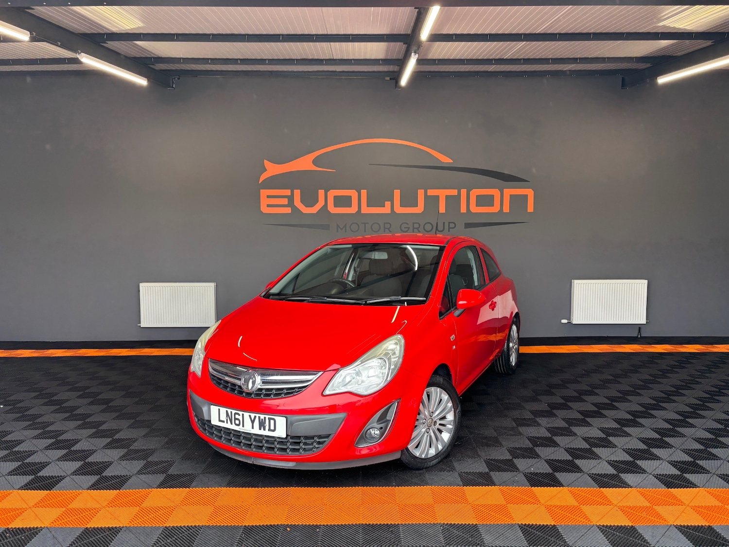 Used Vauxhall Corsa 2011 for sale - 76000496: Photo 1