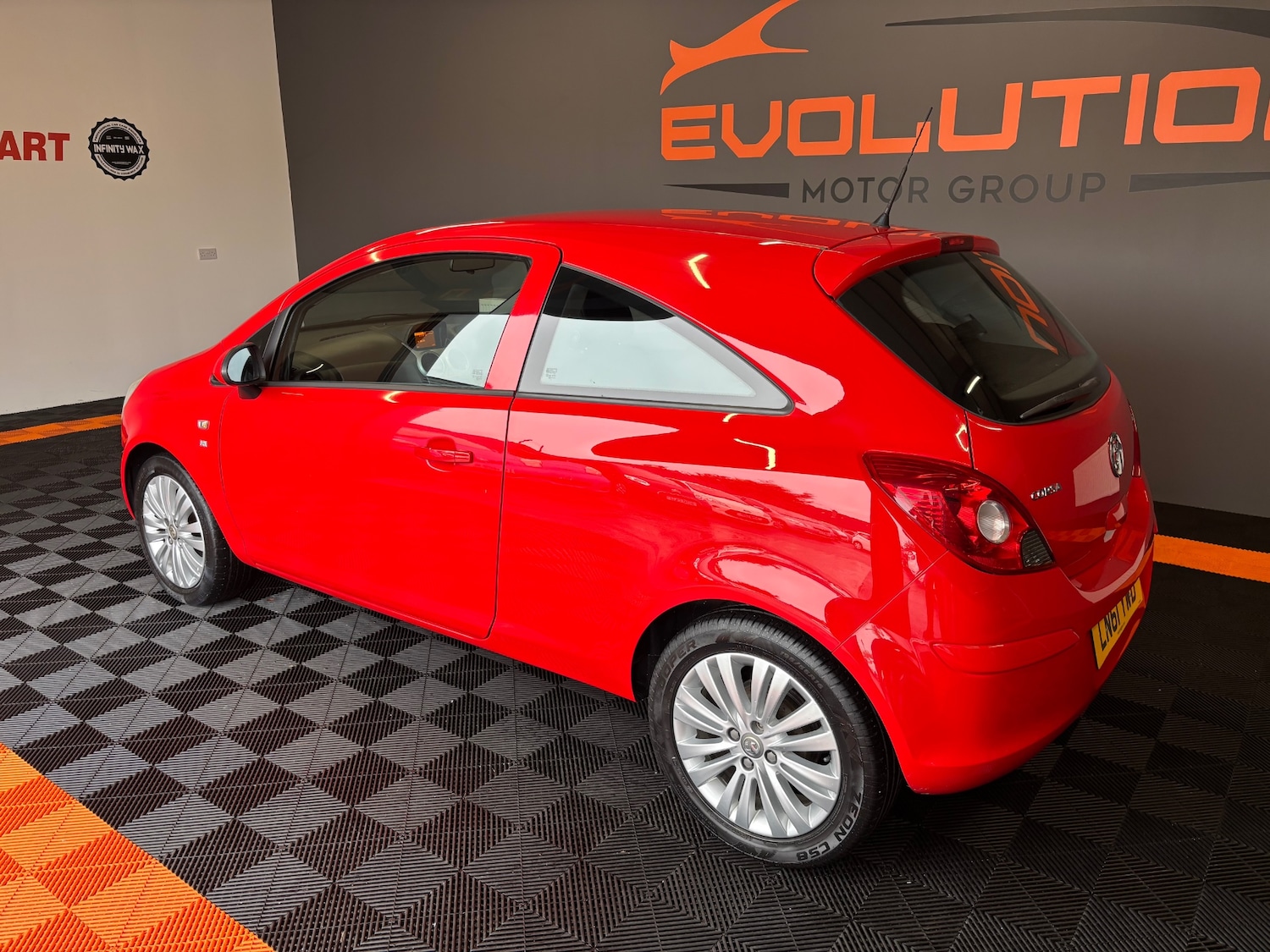 Used Vauxhall Corsa 2011 for sale - 76000496: Photo 3