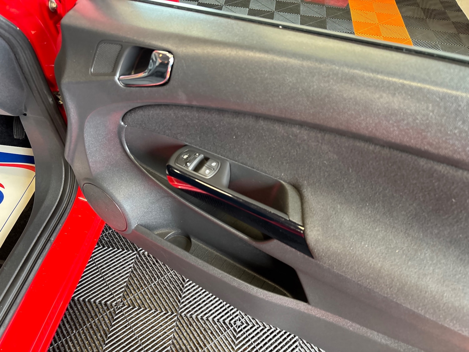 Used Vauxhall Corsa 2011 for sale - 76000496: Photo 38