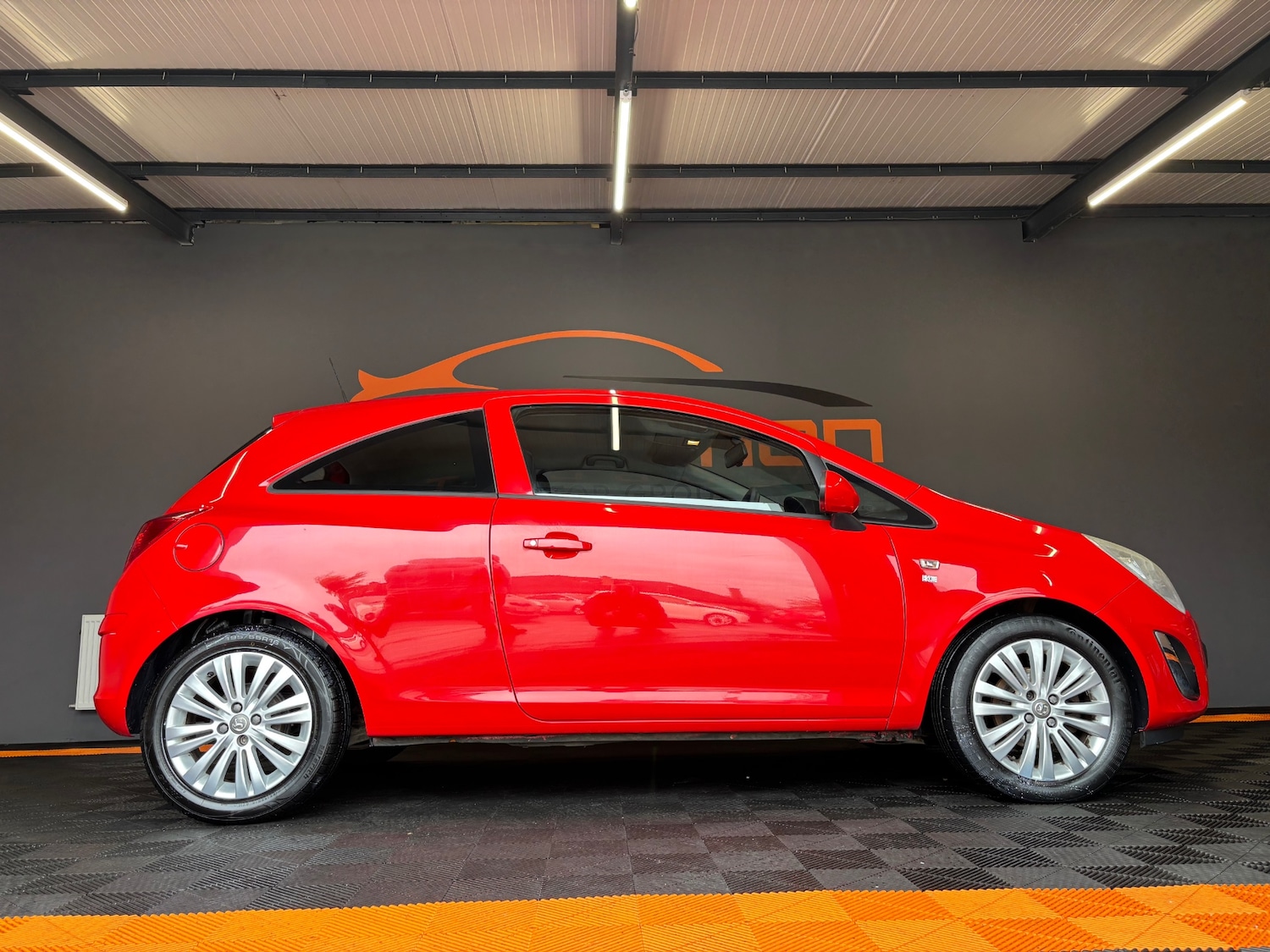 Used Vauxhall Corsa 2011 for sale - 76000496: Photo 4