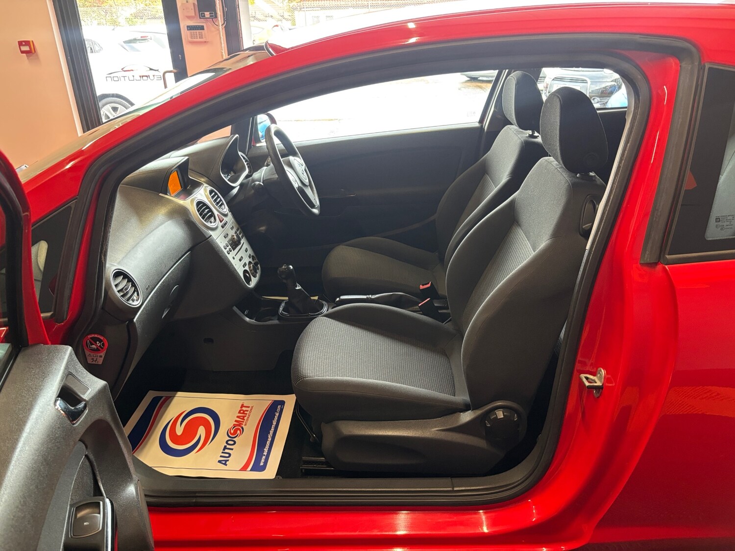 Used Vauxhall Corsa 2011 for sale - 76000496: Photo 54