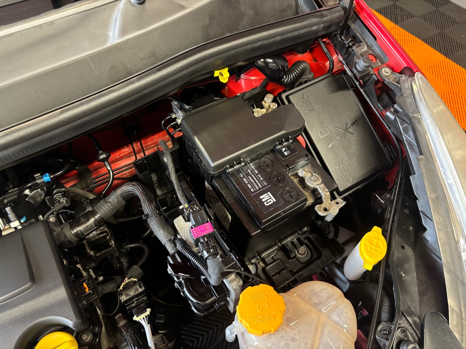 Used Vauxhall Corsa 2011 for sale - 76000496: Photo 75