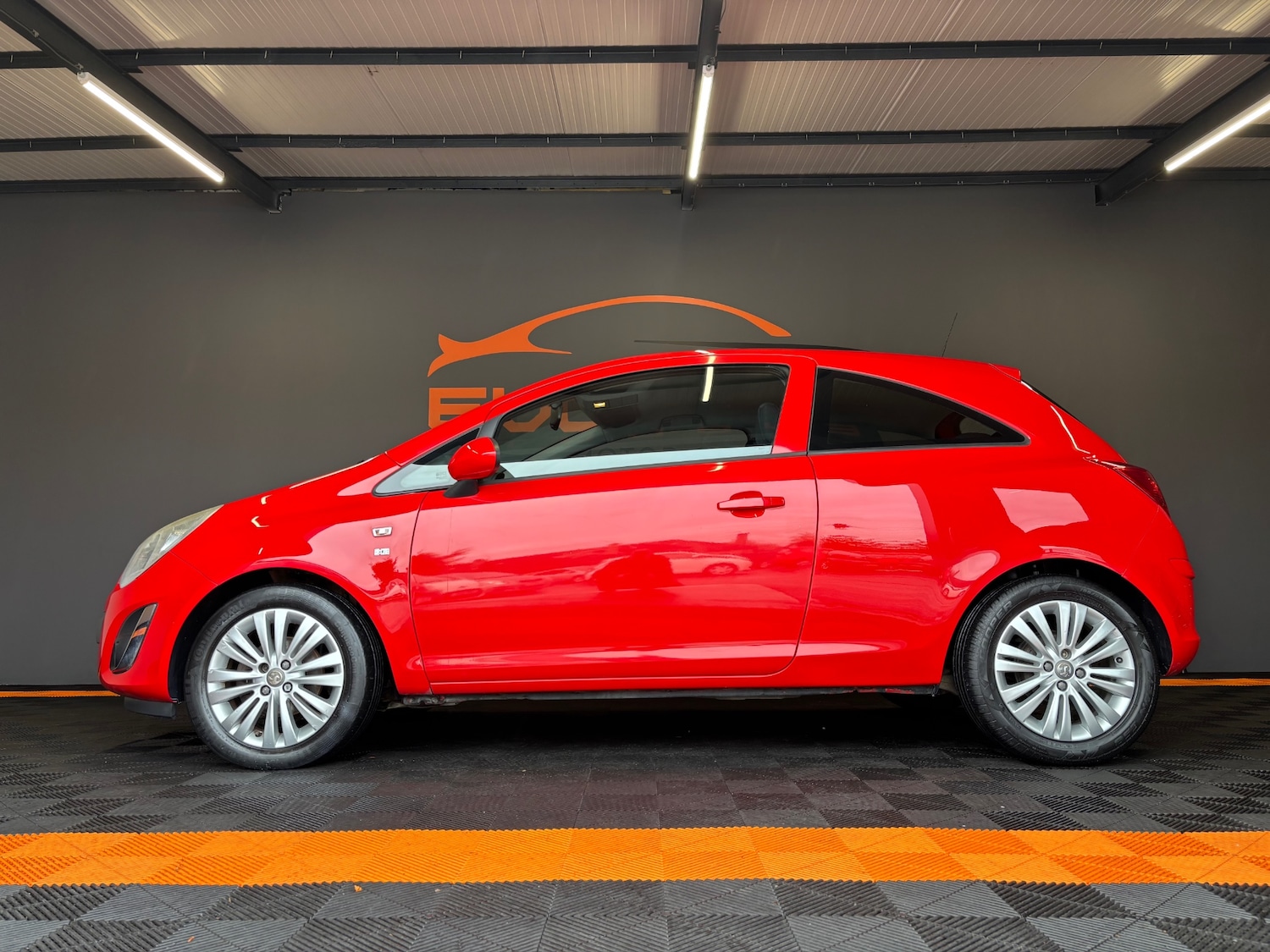 Used Vauxhall Corsa 2011 for sale - 76000496: Photo 8