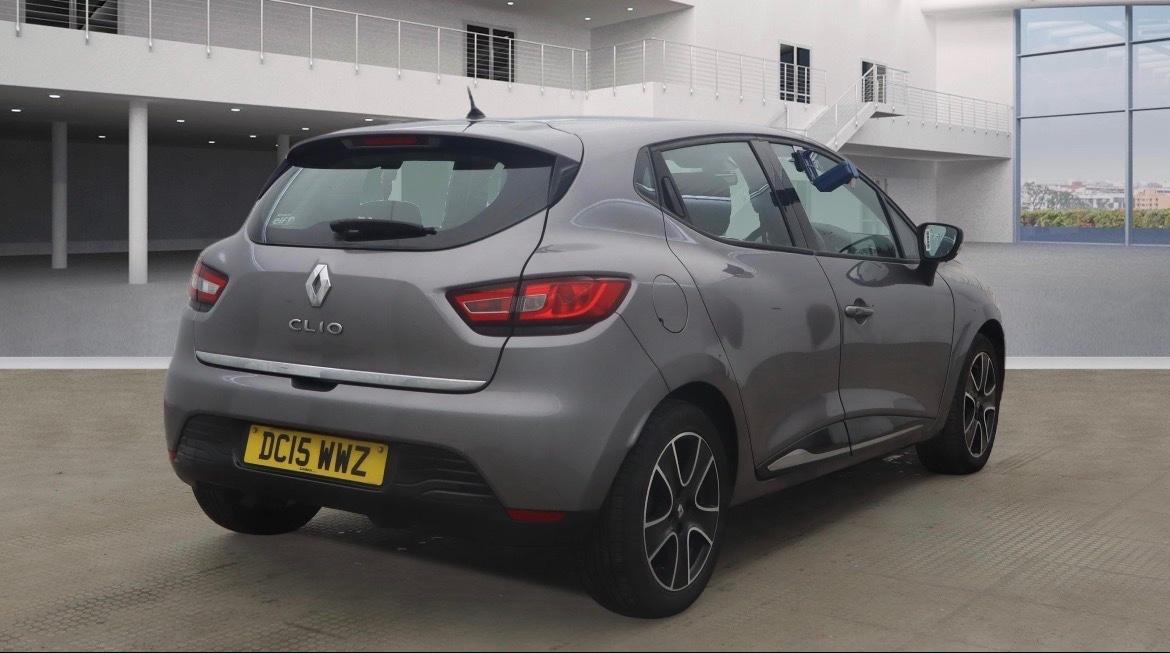 Used Renault Clio 2015 for sale - 77845219: Photo 3
