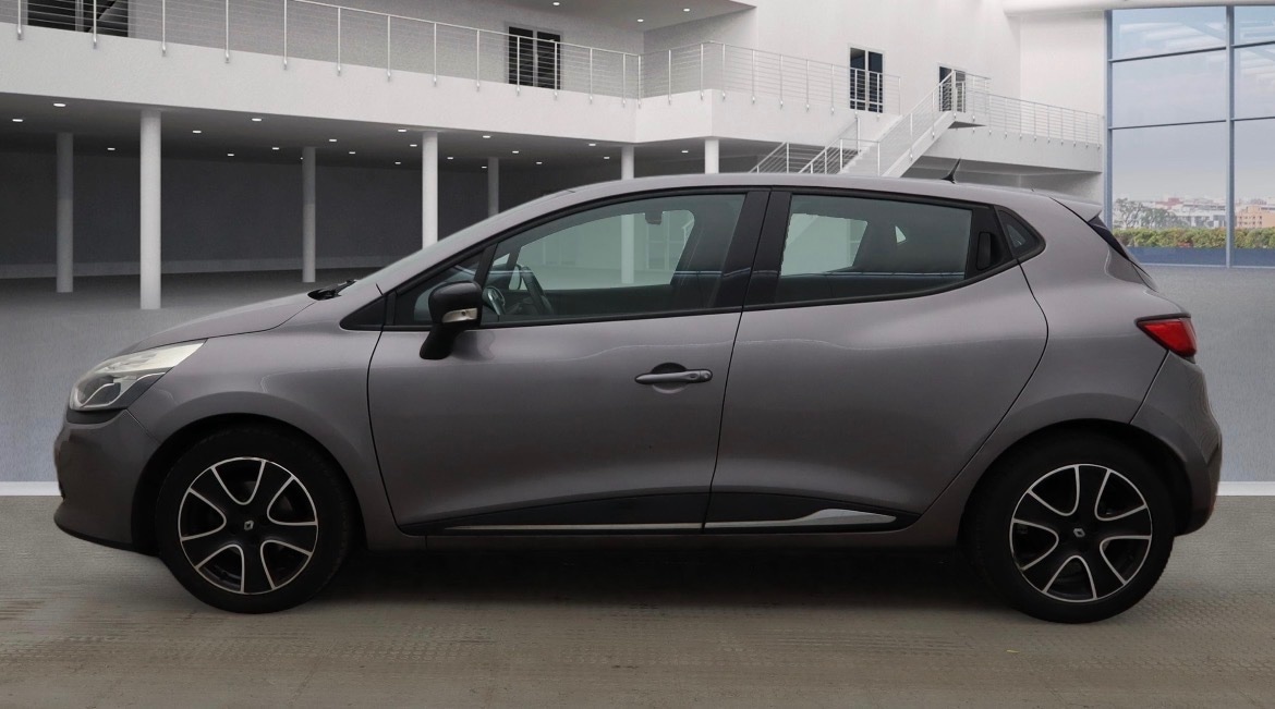 Used Renault Clio 2015 for sale - 77845219: Photo 5