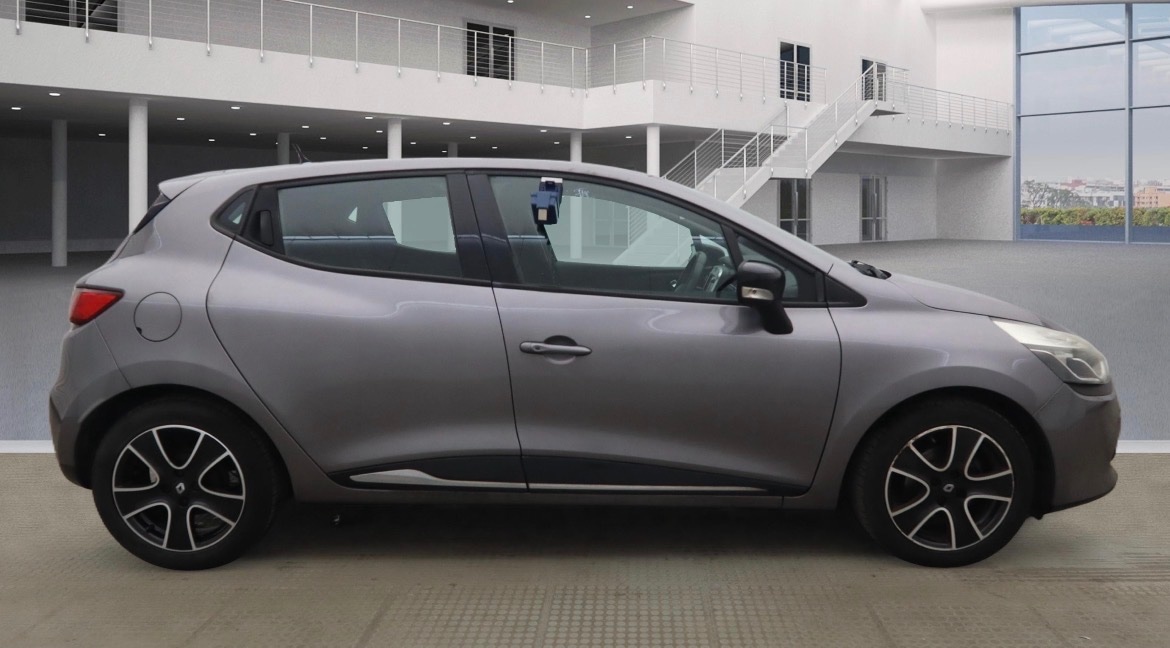 Used Renault Clio 2015 for sale - 77845219: Photo 6