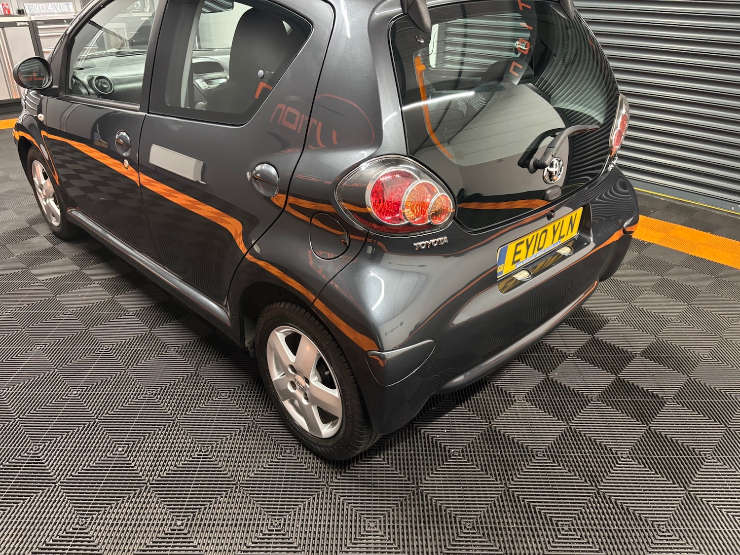 Used Toyota AYGO 2010 for sale - 76000503: Photo 22