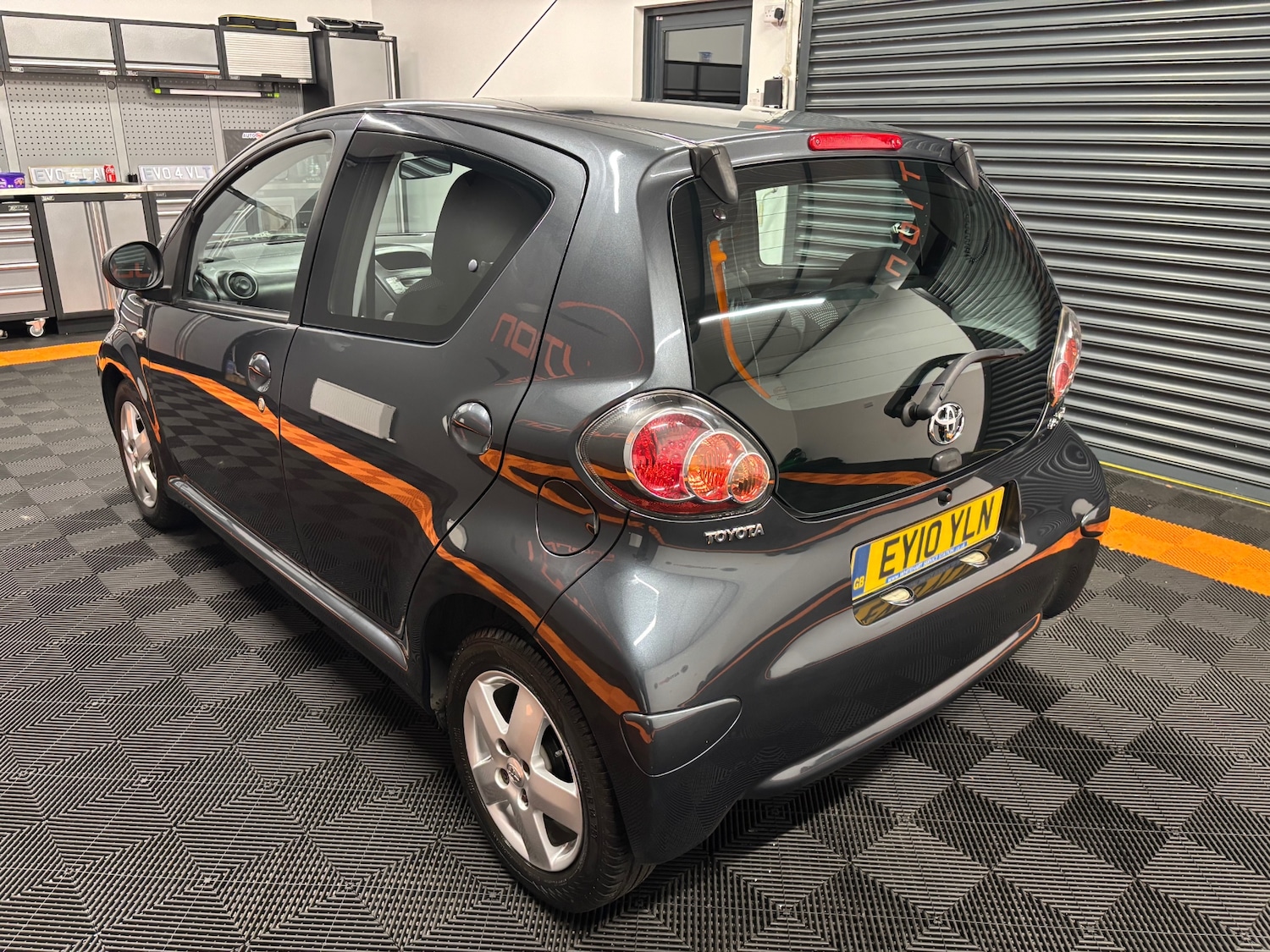 Used Toyota AYGO 2010 for sale - 76000503: Photo 33