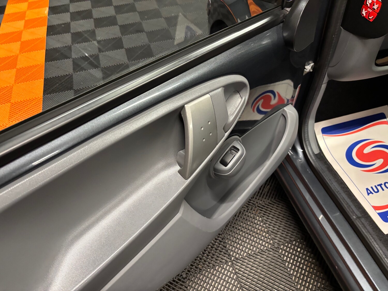 Used Toyota AYGO 2010 for sale - 76000503: Photo 49