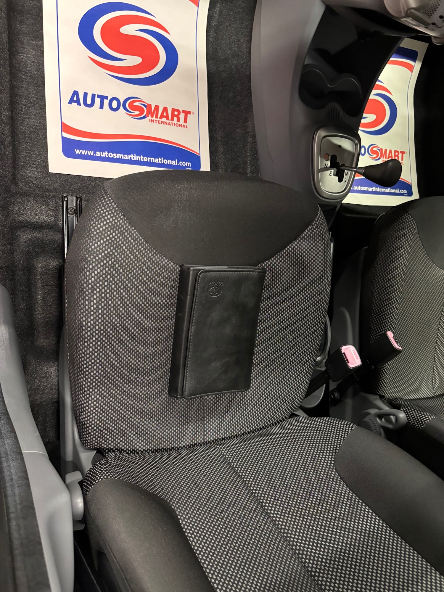 Used Toyota AYGO 2010 for sale - 76000503: Photo 52