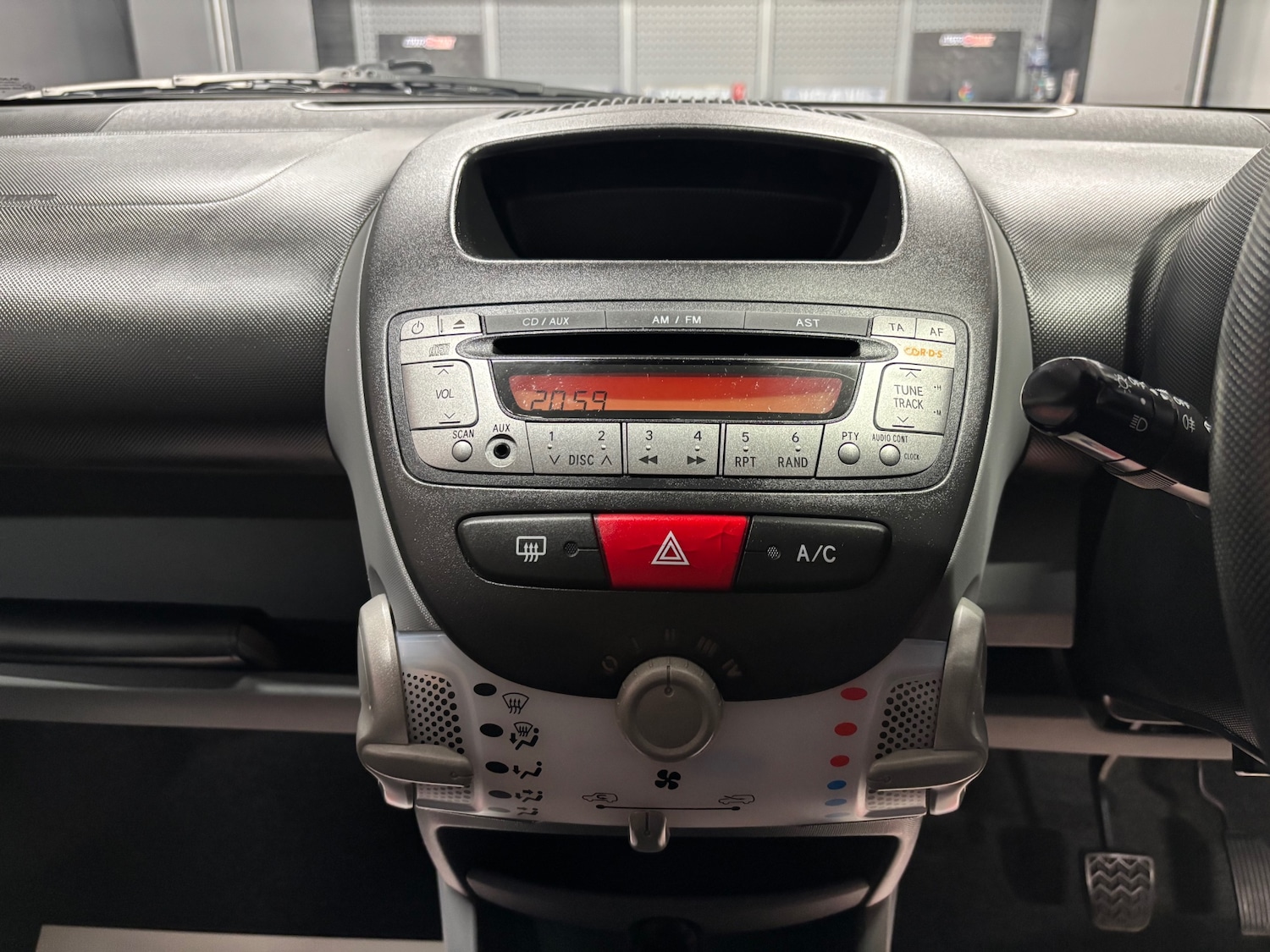 Used Toyota AYGO 2010 for sale - 76000503: Photo 70