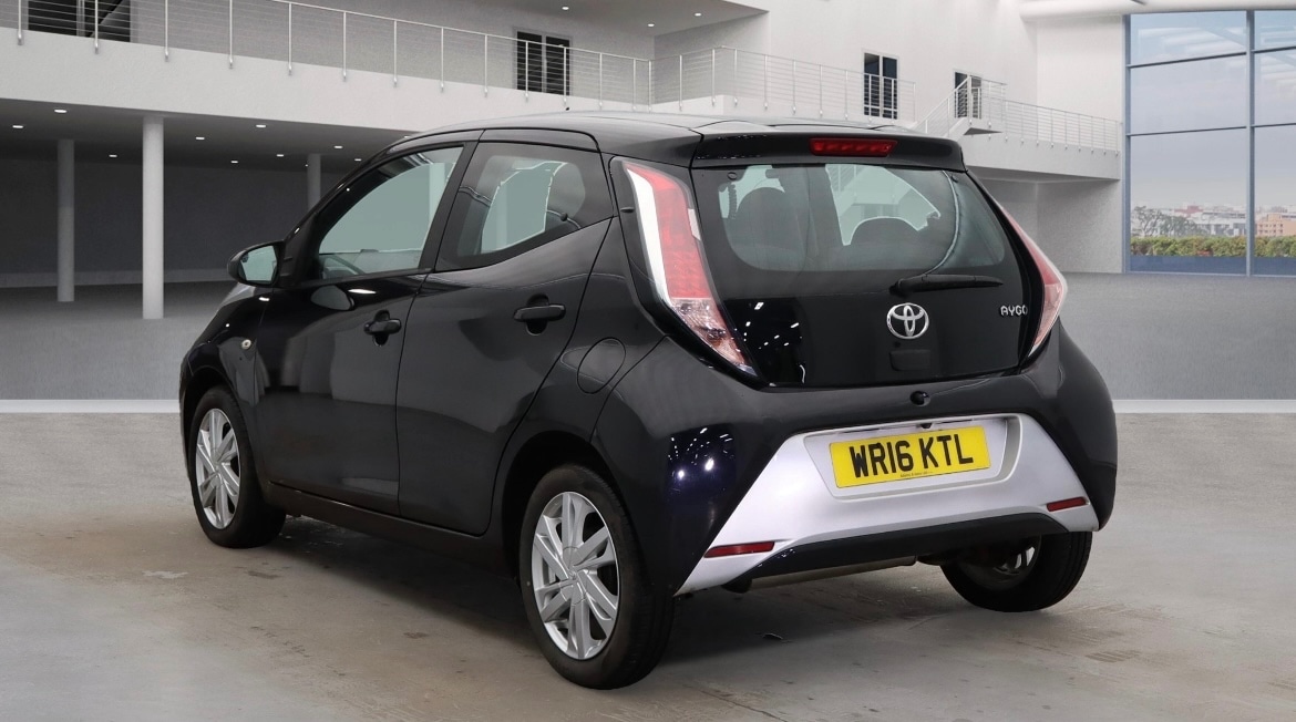 Used Toyota AYGO 2016 for sale - 76866587: Photo 2