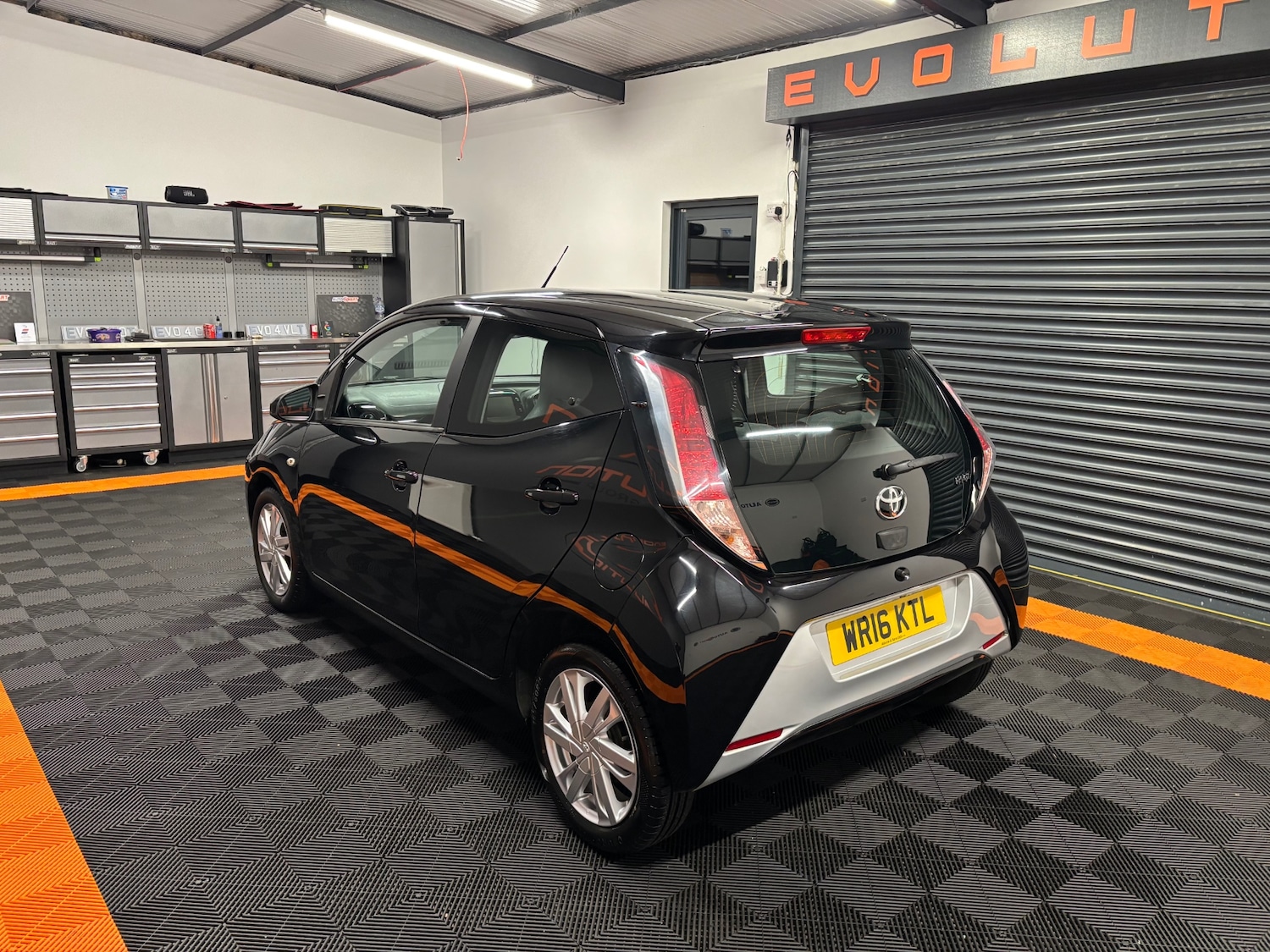 Used Toyota AYGO 2016 for sale - 76866587: Photo 23