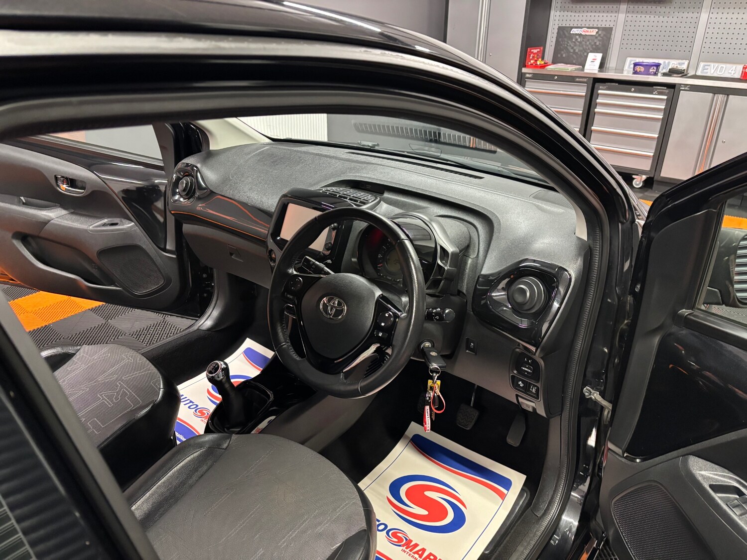 Used Toyota AYGO 2016 for sale - 76866587: Photo 41