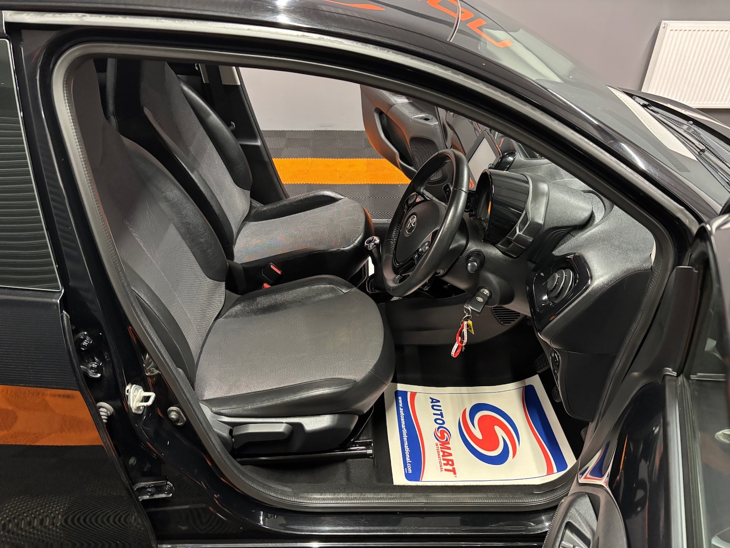 Used Toyota AYGO 2016 for sale - 76866587: Photo 42