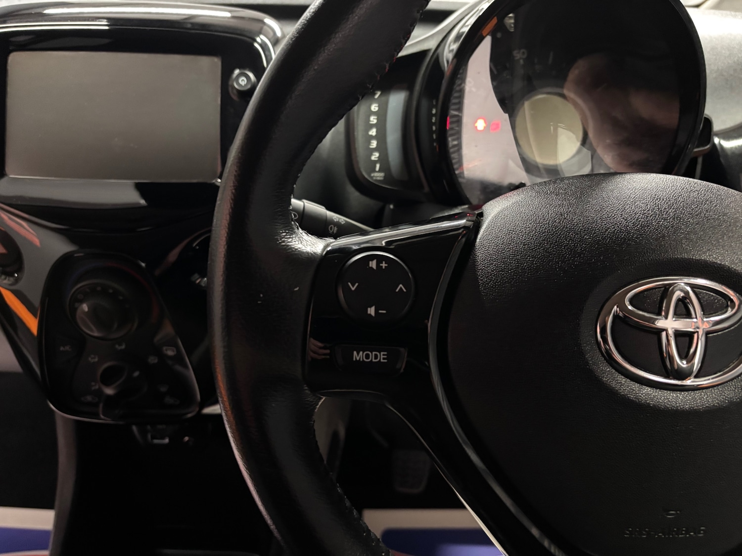 Used Toyota AYGO 2016 for sale - 76866587: Photo 46