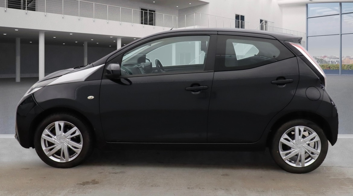 Used Toyota AYGO 2016 for sale - 76866587: Photo 5