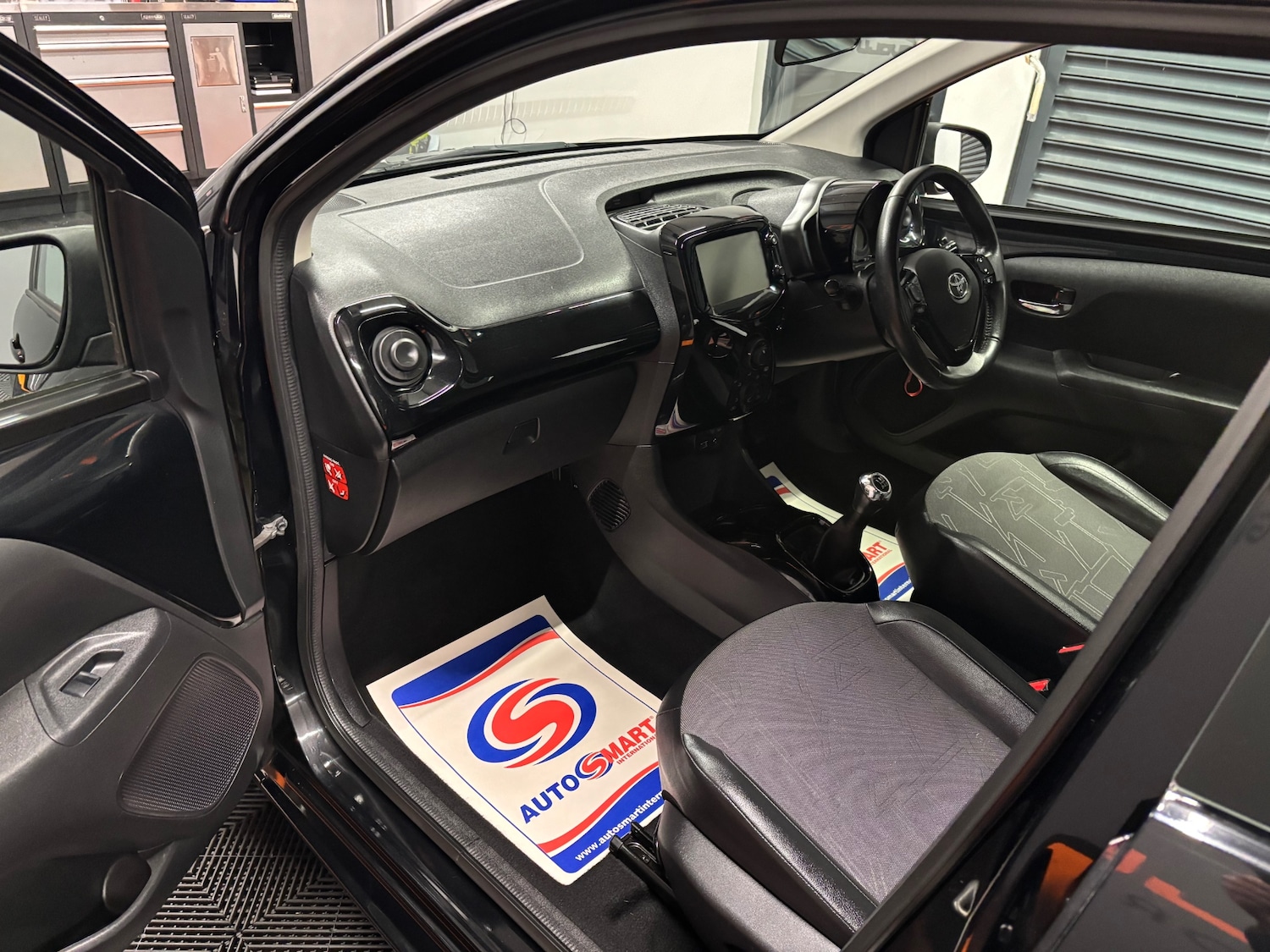 Used Toyota AYGO 2016 for sale - 76866587: Photo 57