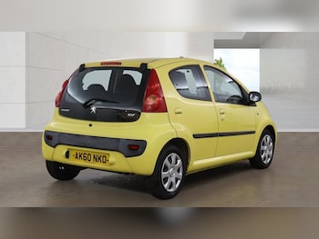 Used Peugeot 107 2010 for sale - 79542338: Photo
