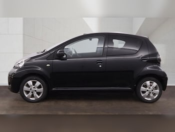 Used Toyota AYGO 2013 for sale - 78989401: Photo