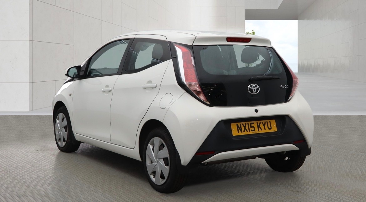 Used Toyota AYGO 2015 for sale - 78158541: Photo 2