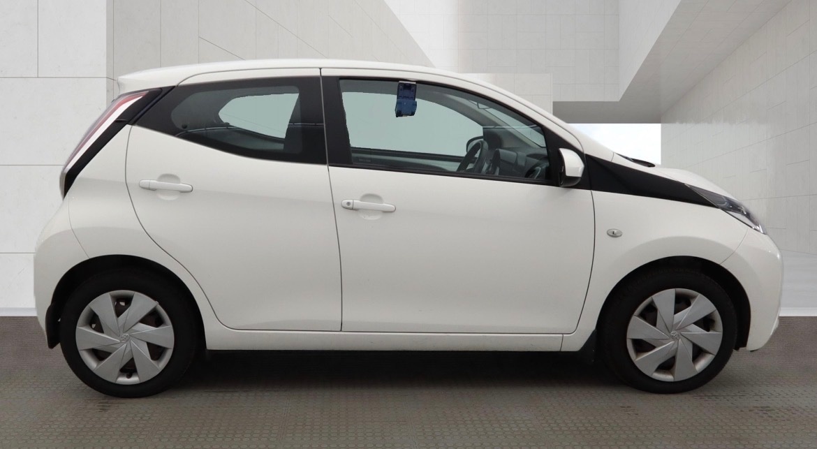 Used Toyota AYGO 2015 for sale - 78158541: Photo 6