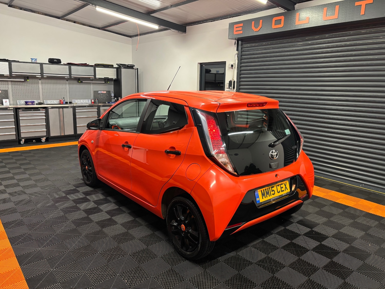 Used Toyota AYGO 2015 for sale - 76866590: Photo 23