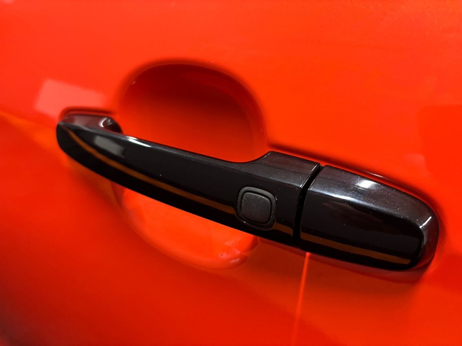 Used Toyota AYGO 2015 for sale - 76866590: Photo 26