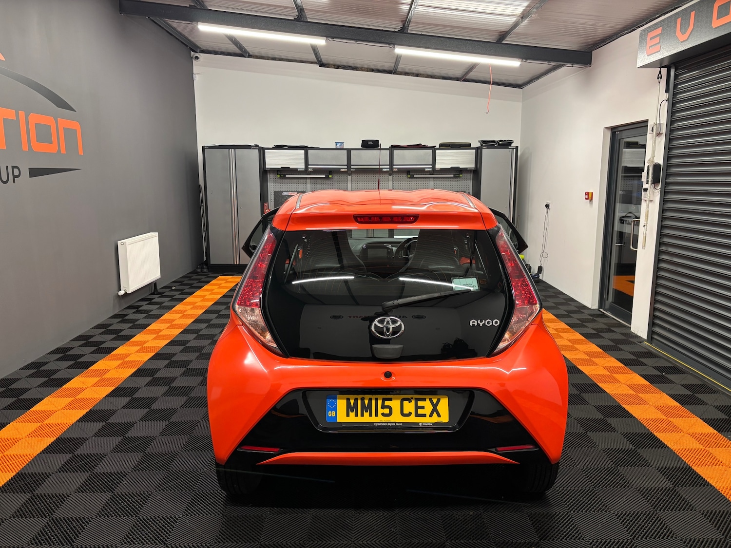 Used Toyota AYGO 2015 for sale - 76866590: Photo 27