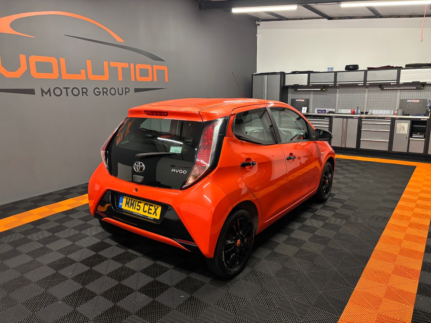 Used Toyota AYGO 2015 for sale - 76866590: Photo 30