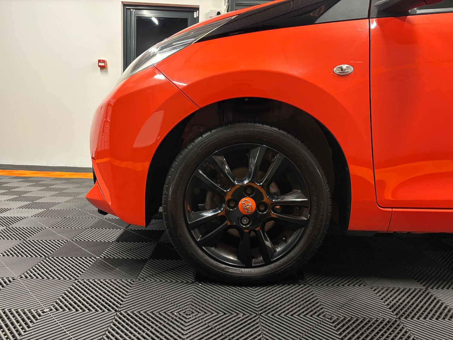 Used Toyota AYGO 2015 for sale - 76866590: Photo 36